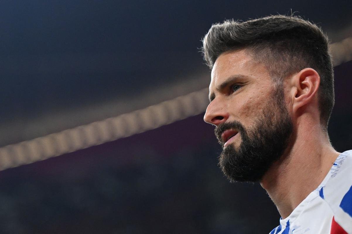 14 Olivier Giroud (jogador do Milan e da Seleo Francesa)
