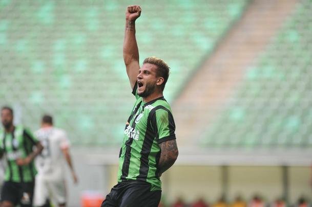 Fotos de Amrica x Flamengo, no Independncia, pela 21 rodada do Brasileiro