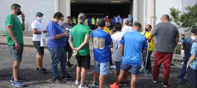 Pane nas catracas atrasou acesso da torcida do Cruzeiro no Independência