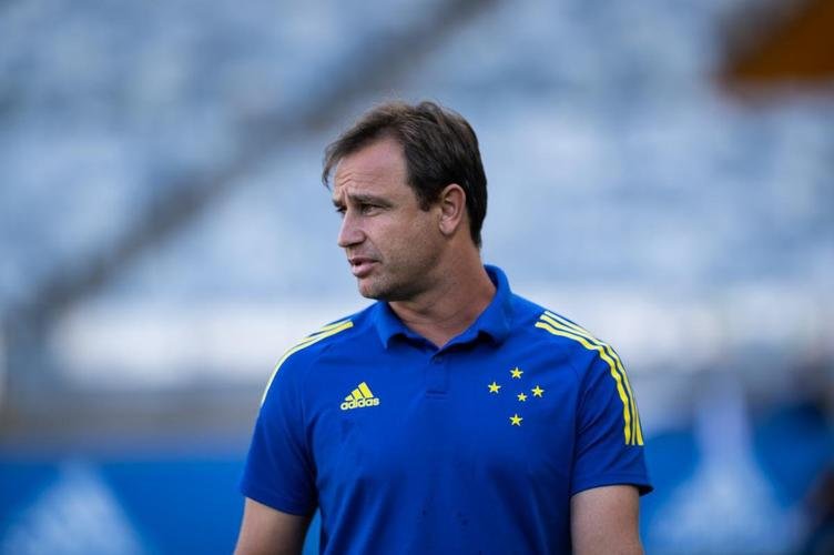 Fotos do clássico do centenário, entre Cruzeiro e Atlético, no Mineirão, em Belo Horizonte, pela nona rodada do Campeonato Mineiro