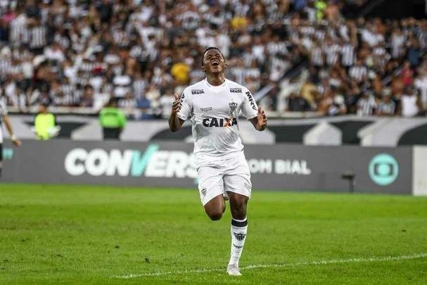 Veja as imagens do jogo entre Botafogo x Atlético, realizado no estádio Nilton Santos, no Rio de Janeiro