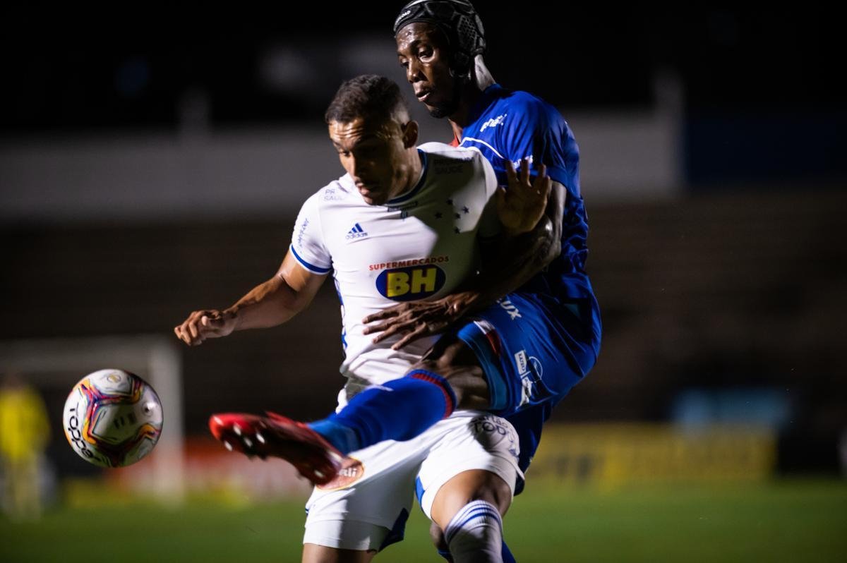 Fotos do jogo entre Paran e Cruzeiro, pela 38 rodada da Srie B do Brasileiro
