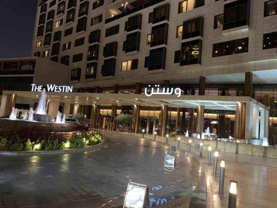 Westin Doha Hotel & Spa: hotel que recebeu a Seleo Brasileira durante a Copa volta  rotina normal, com abertura de alas que eram exclusivas dos craques