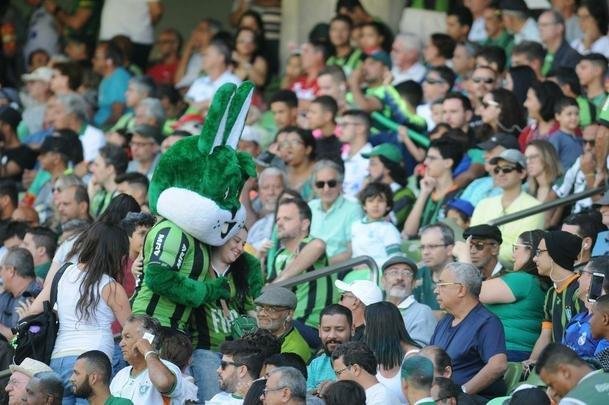 Amrica foi derrotado em casa pelo Figueirense