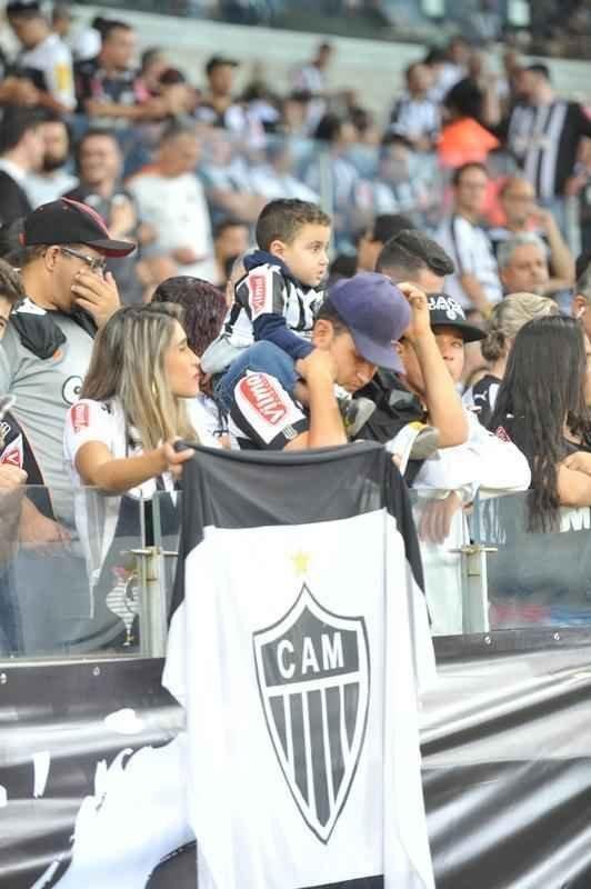 Torcida do Galo acompanhou o duelo entre o Alvinegro e o Jorge Wilstermann, no Mineiro