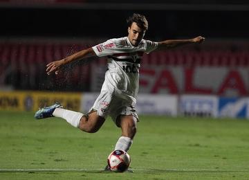 Jogador sofreu uma concussão na estreia da equipe no Estadual e desde então vem sendo ausência nos treinos e jogos