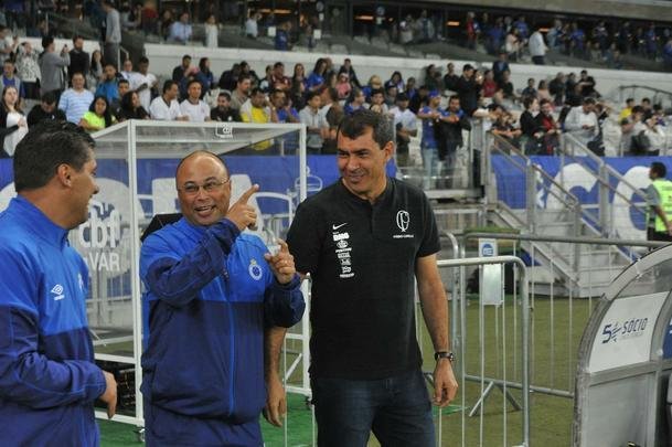 Fotos de Cruzeiro x Corinthians, no Mineiro, pela oitava rodada do Campeonato Brasileiro