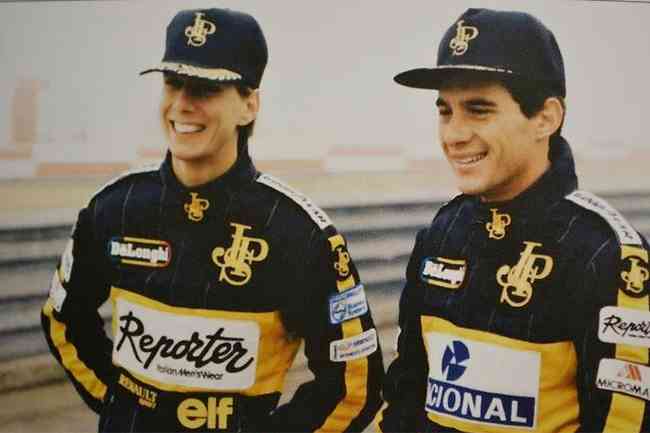 Dumfries e Senna fizeram dupla de pilotos na Lotus, em meados dos anos 80