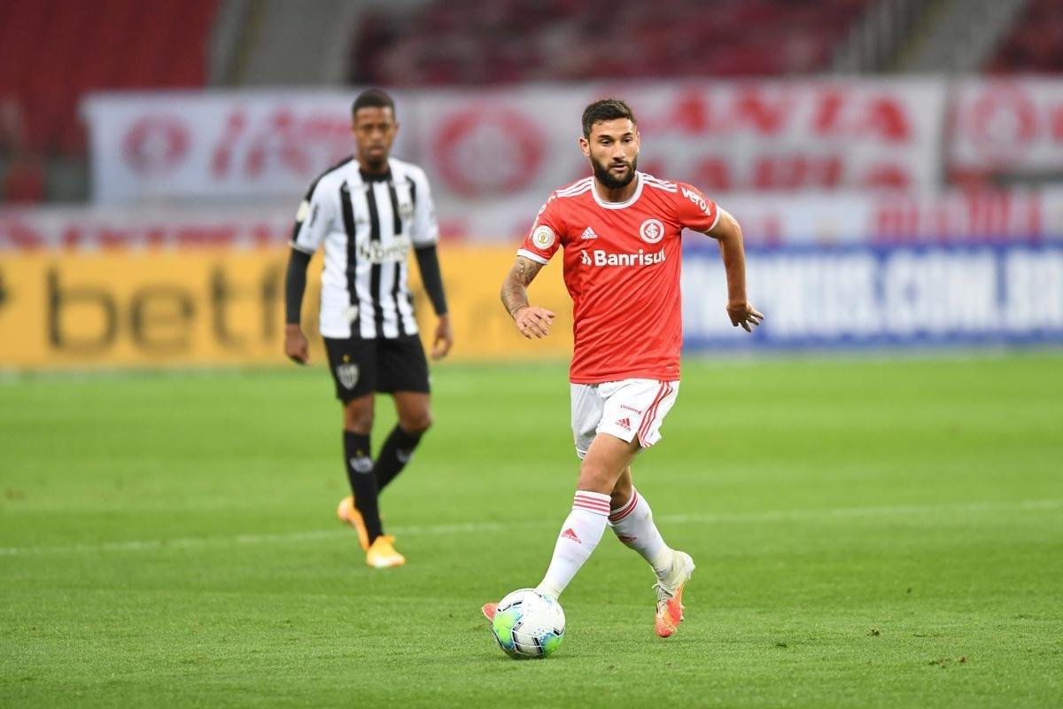 Equipes se enfrentaram neste sbado, no Beira-Rio, em Porto Alegre