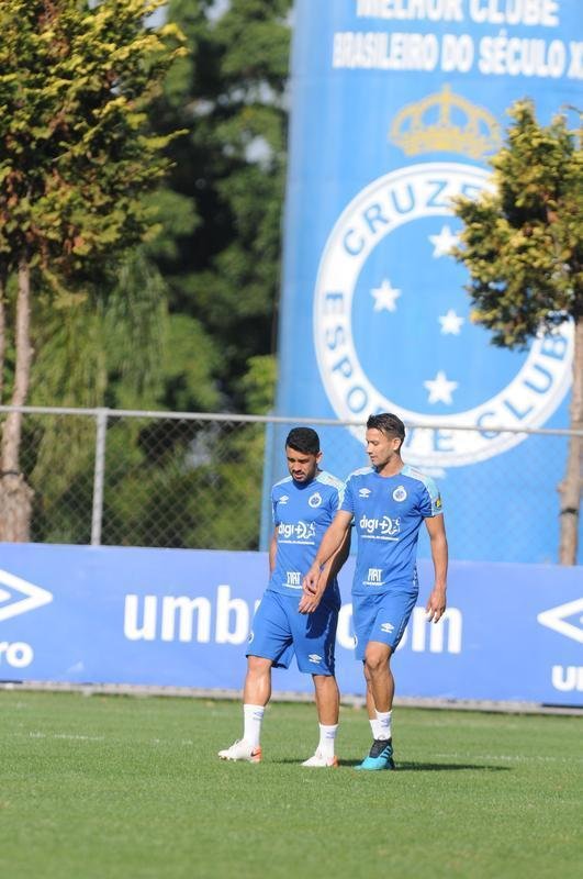 Fotos do treino do Cruzeiro desta quarta-feira, 2 de outubro, na Toca da Raposa II
