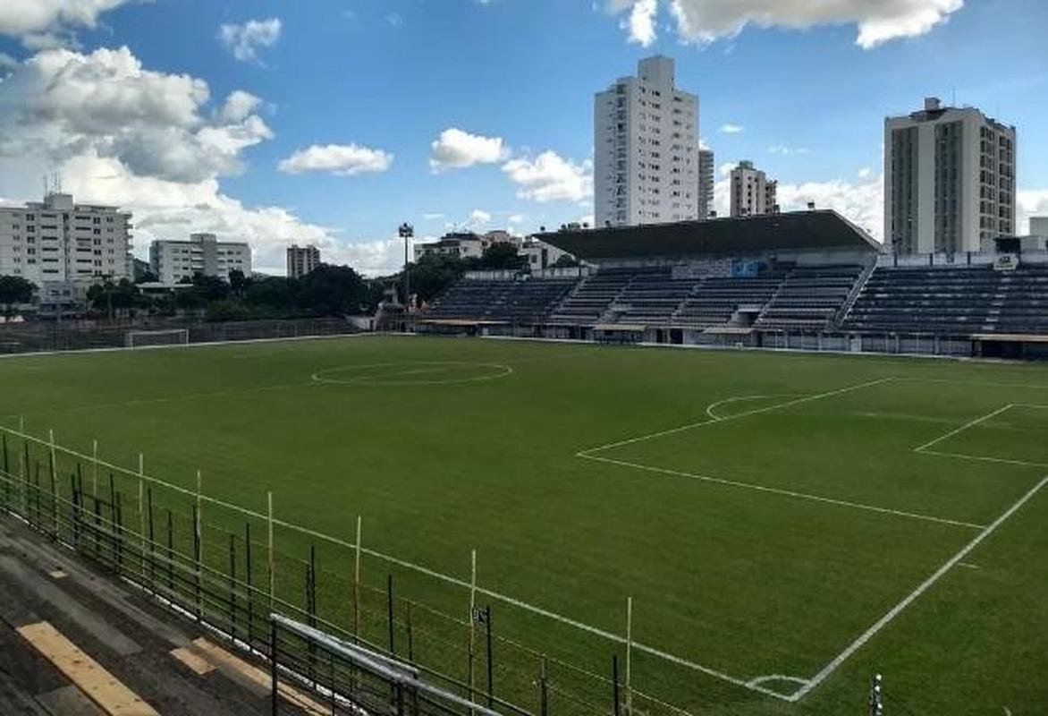  
Democrata-GV - Estdio Jos Mammoud Abbas (Mamudo). Cidade: Governador Valadares. Capacidade liberada: 8.678 pessoas
