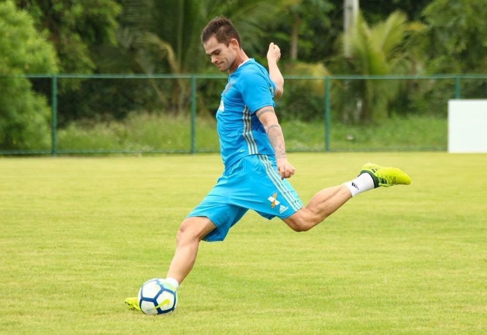 Max (Sport) - 30 anos - Sem jogos no Campeonato Brasileiro -  uma das opes de reservas do Sport.