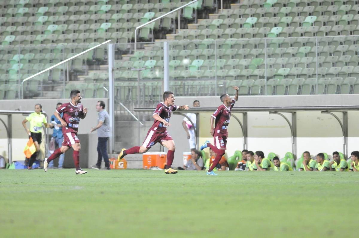 Amrica e Patrocinense se enfrentaram, no Independncia, pela primeira rodada do Campeonato Mineiro