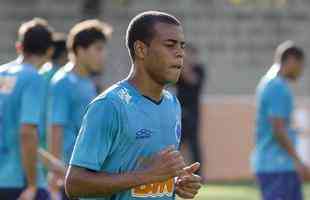 Time reserva do Cruzeiro enfrentou o Betim em jogo-treino disputado nesta sexta