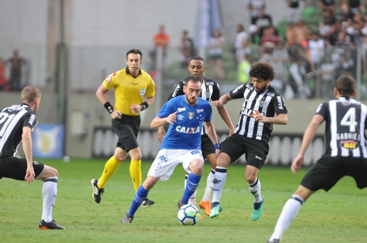 Veja imagens do clssico entre Atltico e Cruzeiro, no Independncia