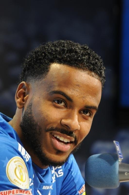 Fotos da apresentao do atacante Ezequiel no Cruzeiro