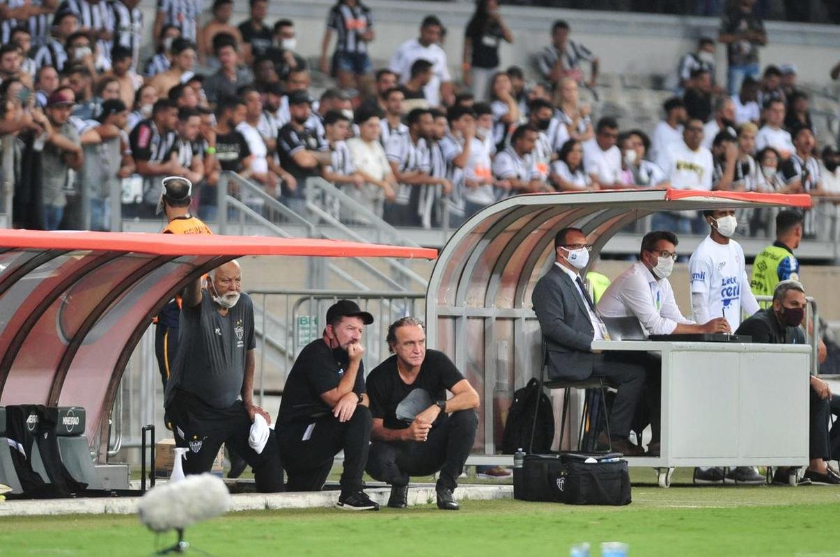 Fotos do jogo entre Atltico e Grmio, no Mineiro, em BH, pela 19 rodada do Campeonato Brasileiro