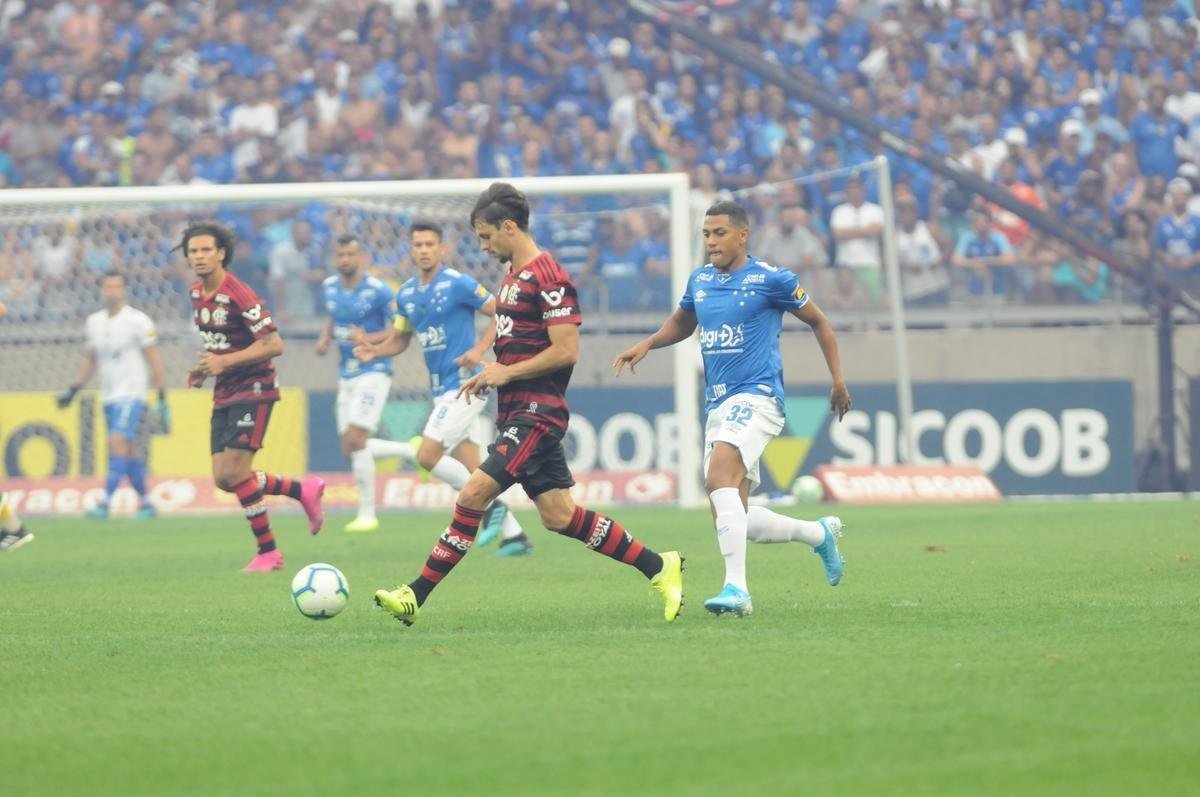 Cruzeiro e Flamengo se enfrentaram pela 20 rodada do Campeonato Brasileiro