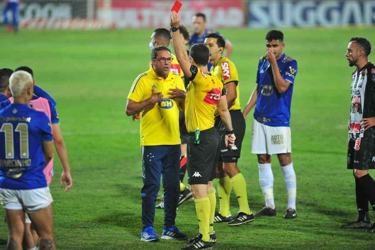 Xingamento Socos O Que Disse O Arbitro Na Sumula De Cruzeiro X Operario Superesportes