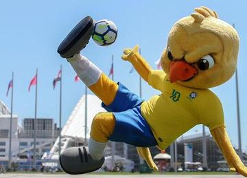 Jogos da Copa do Mundo são feitos pela Fifa, que não autoriza a entrada de mascotes, somente staff, comissão técnica e jogadores das seleções