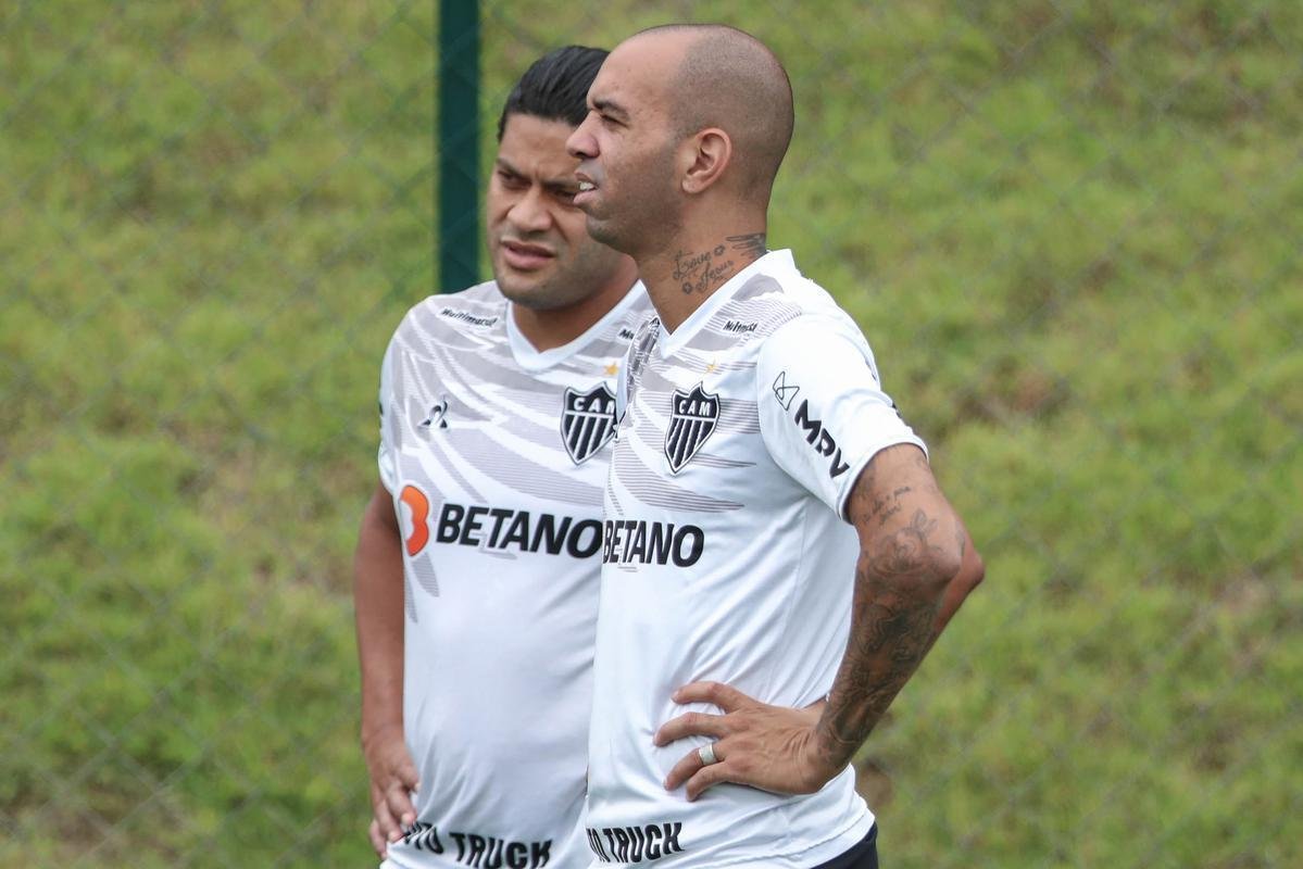 Diego Tardelli, centroavante, 56% dos votos