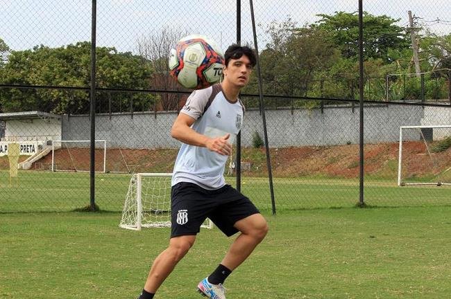 Matheus Anjos se recupera de um problema f�sico