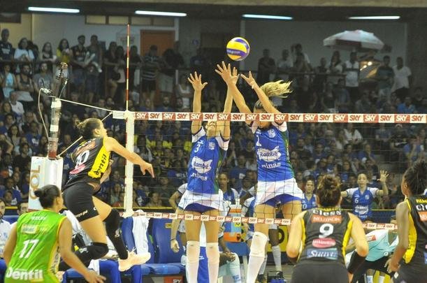 Minas x Praia: veja fotos da primeira partida da final