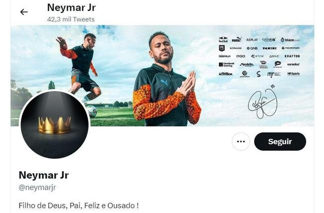 Contas de jogadores e clubes com e sem o perfil de verificado no Twitter