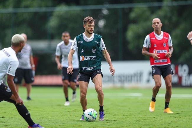 Fotos do primeiro treino de Hulk no Atlitco