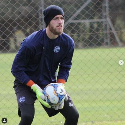 O Botafogo-SP anunciou a contratao do goleiro Igor Bohn, que estava no So Jos-RS