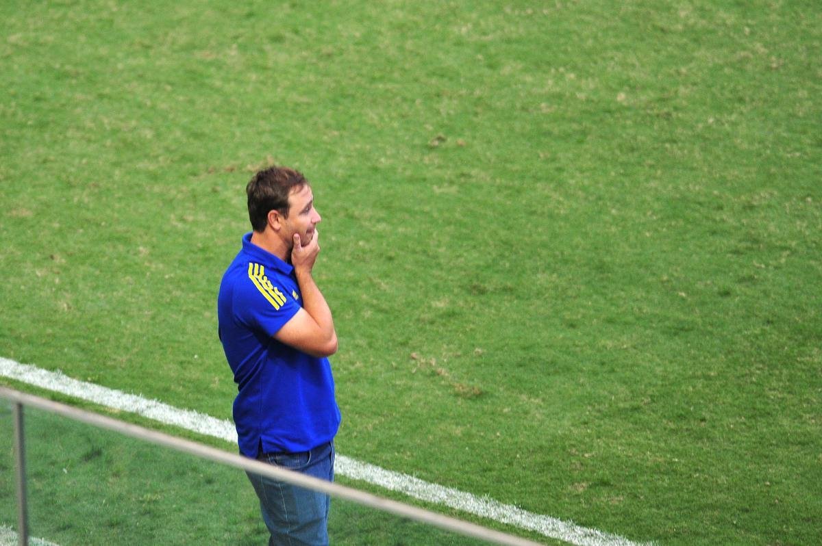 Fotos do jogo entre Amrica e Cruzeiro, pela semifinal do Mineiro