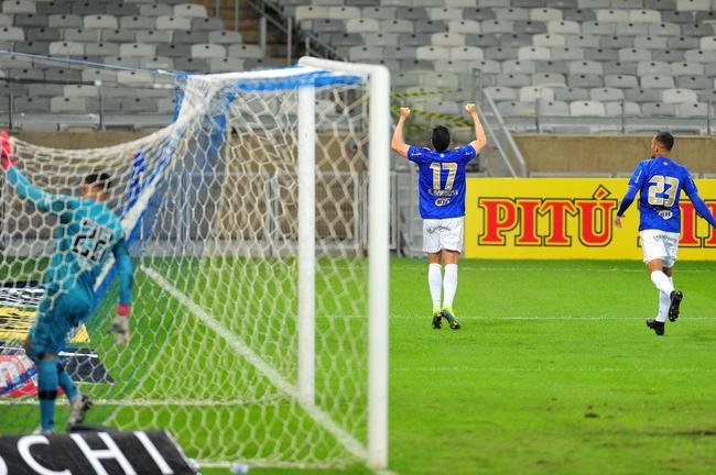 Fotos do jogo entre Cruzeiro e Vasco, no Mineiro, em Belo Horizonte, pela sexta rodada da Srie B do Brasileiro de 2021