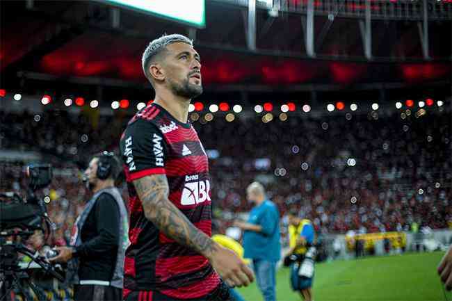 Arrascaeta  um dos destaques do time do Flamengo 