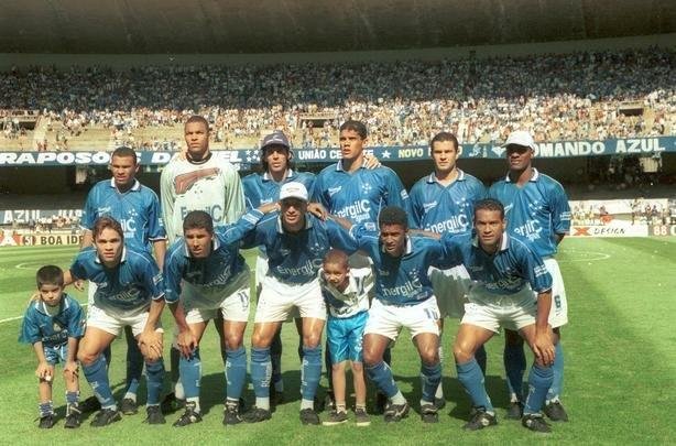 1998 - Copa Mercosul - Cruzeiro foi vice-campeo ao ser derrotado pelo Palmeiras na deciso.