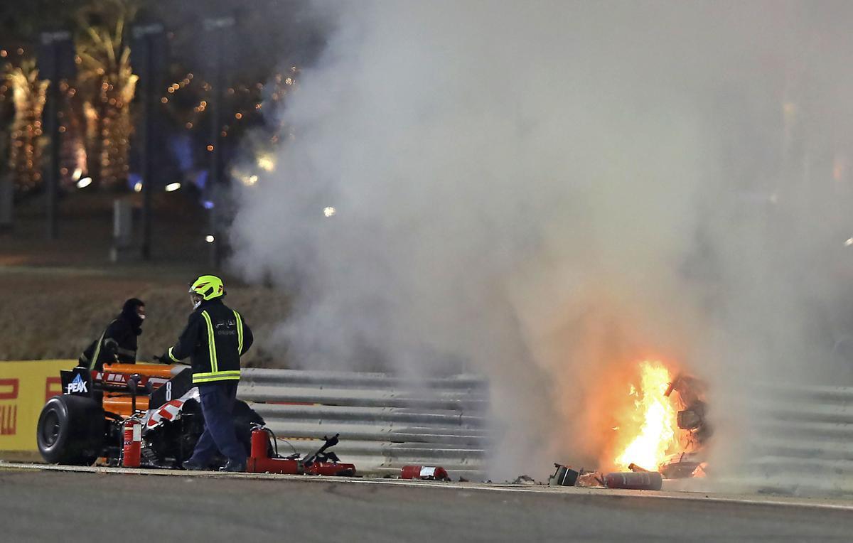 Carro de Grosjean pega fogo na Frmula 1; veja fotos