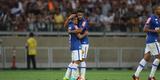 Jogadores do Cruzeiro comemoram gol de empate no clssico, marcado por Robinho