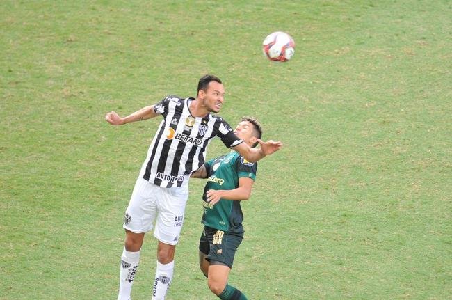 Fotos do jogo de ida da final do Campeonato Mineiro, entre Amrica e Atltico, no Independncia, em Belo Horizonte