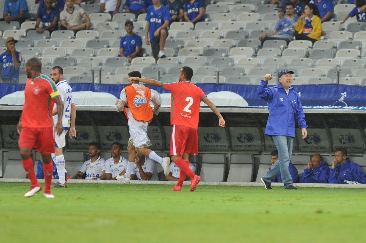 Cruzeiro vence Boa Esporte e segue invicto e lder do Campeonato Mineiro 