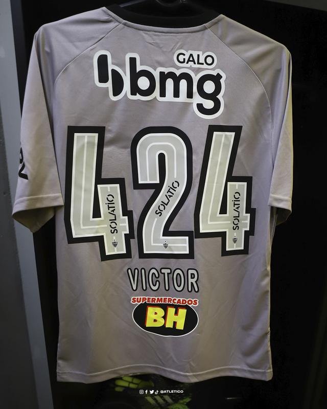 Goleiro foi homenageado na despedida dos gramados