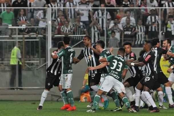 Imagens da partida entre Atltico e Palmeiras, no Independncia, pela 35 rodada do Brasileiro