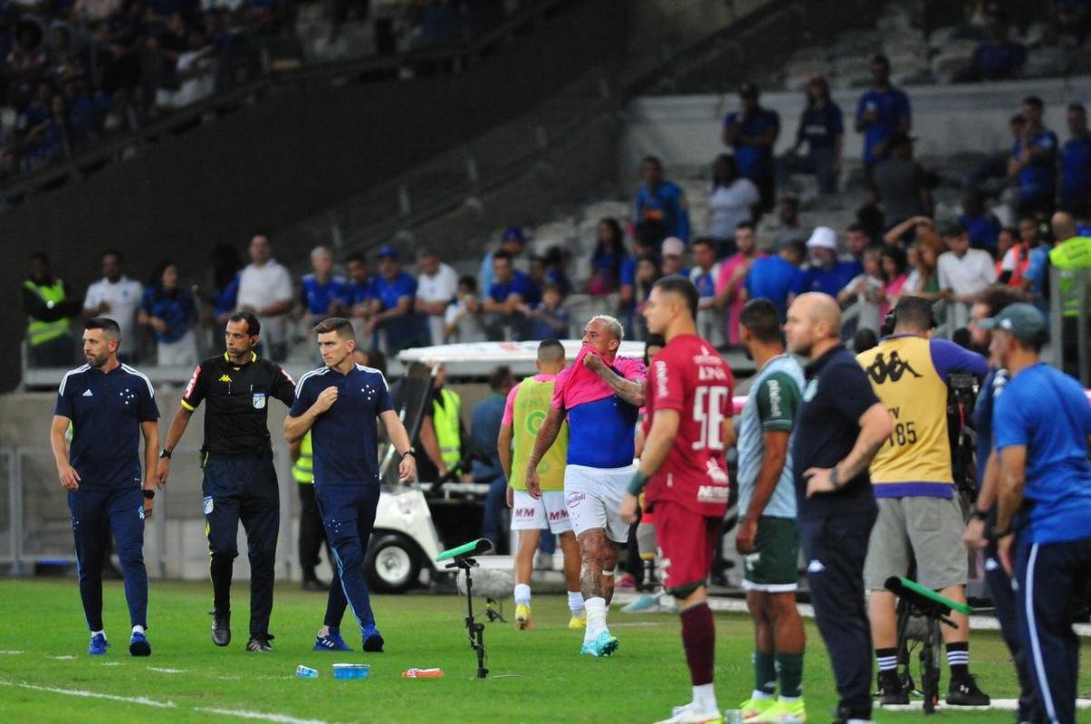 Fotos do jogo entre Cruzeiro e Guarani
