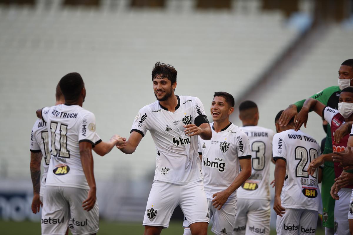 Fotos do jogo entre Ceará e Atlético, que terminou empatado por 2 a 2