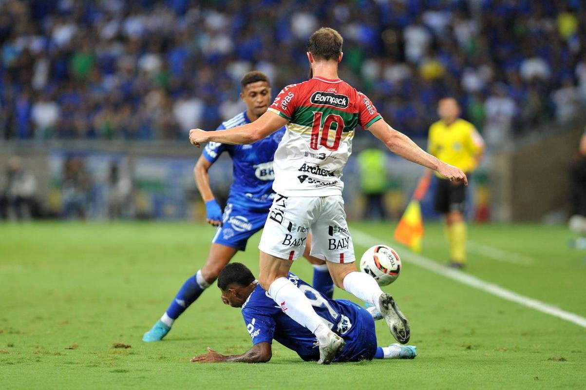 Fotos do jogo entre Cruzeiro e Brusque, no Mineiro, em Belo Horizonte, pela segunda rodada da Srie B do Campeonato Brasileiro