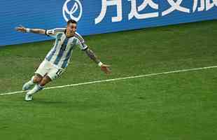 Di Mara ampliou a vantagem da Argentina para 2 a 0 na final da Copa do Mundo contra a Frana. Veja o gol por todos os ngulos