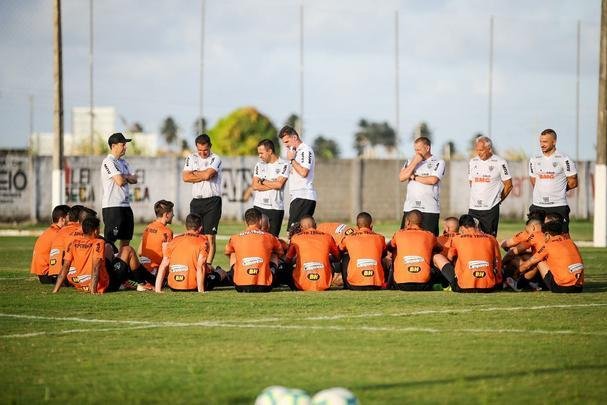 Fotos do primeiro treino comandado por Vagner Mancini no Atlético
