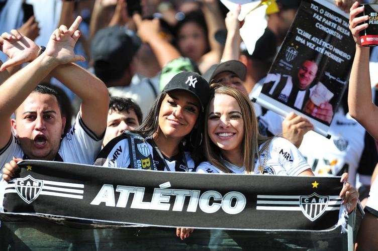 Festa da torcida do Atltico, no Mineiro, no jogo em que o time ergueu a taa de campeo brasileiro, diante do RB Bragantino