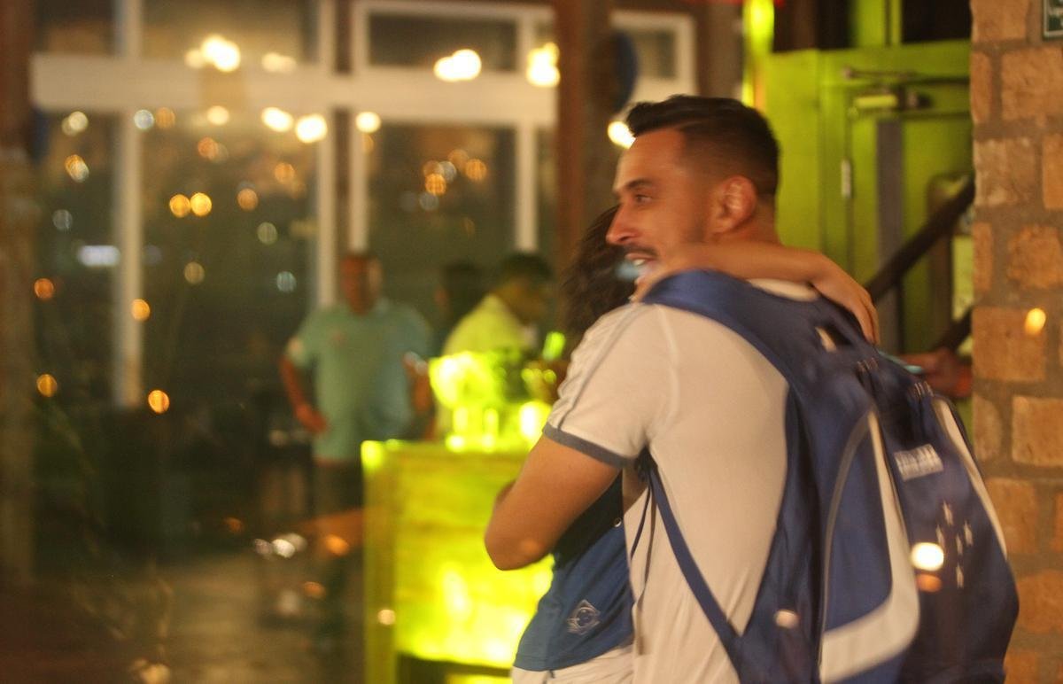 Jogadores do Cruzeiro se reuniram em churrascaria de Belo Horizonte para comemorar o ttulo do Campeonato Mineiro