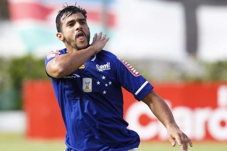 Henrique Dourado (atacante) - com 16 gols em 33 jogos pelo Palmeiras no Brasileiro de 2014, o 'Ceifador' tinha expectativa de brigar por posição com Leandro Damião no Cruzeiro. No entanto, acabou ofuscado pelo ótimo início do concorrente e marcou apenas dois gols em 12 partidas.