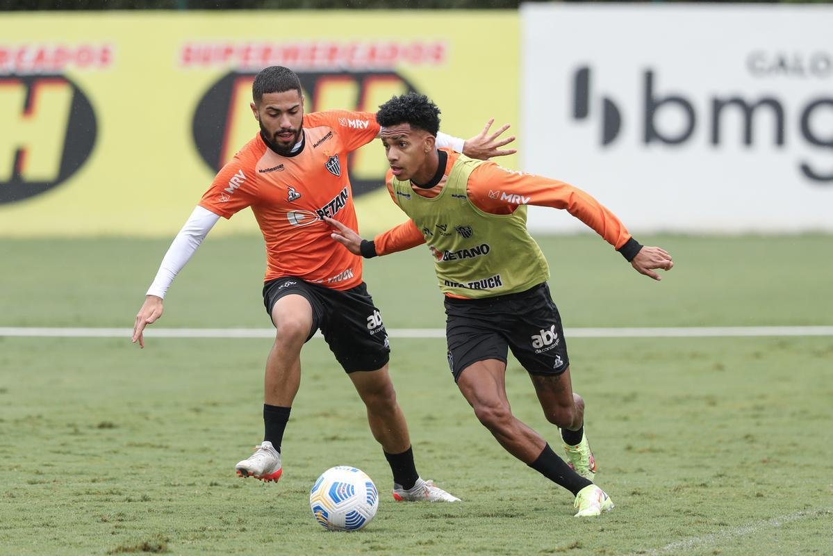 Fotos do treino do Atltico neste domingo na Cidade do Galo (21/11)
