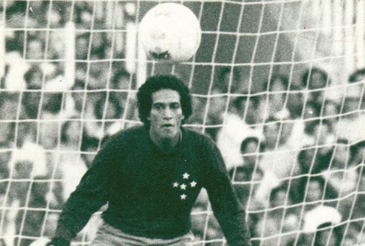 Hélio (goleiro) - Atlético (1966-1970); Cruzeiro (1971-1978); América (1979-1982)